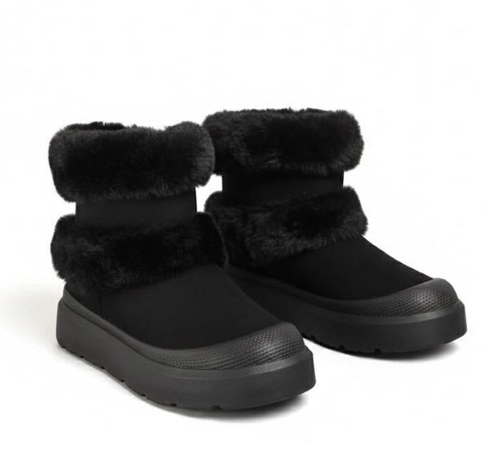Winterboot Fluffy™️ – Black mid-ankle platform boots with full faux-fur lining, cozy urban style