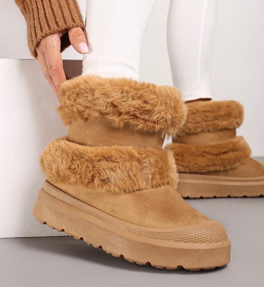 Winterboot Fluffy™️ – Black mid-ankle platform boots with full faux-fur lining, cozy urban style